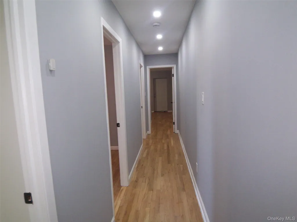 1008 E 228th Street Bronx NY 10466