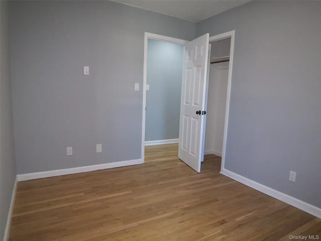 1008 E 228th Street Bronx NY 10466