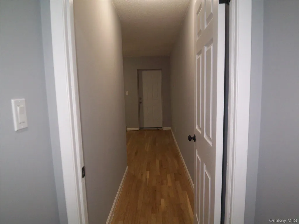 1008 E 228th Street Bronx NY 10466