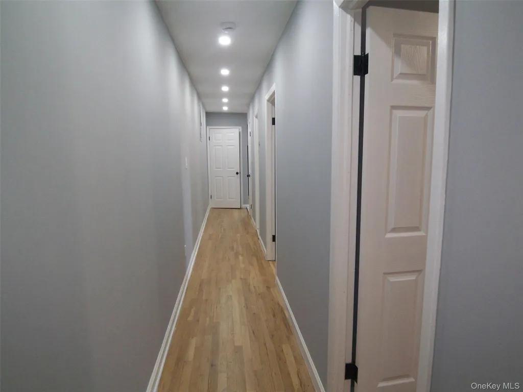 1008 E 228th Street Bronx NY 10466
