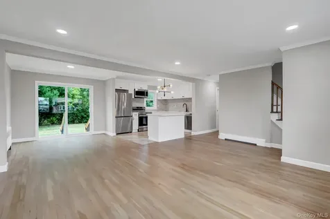 792 Highview Avenue Westbury NY 11590