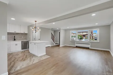792 Highview Avenue Westbury NY 11590