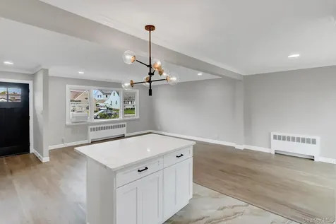 792 Highview Avenue Westbury NY 11590