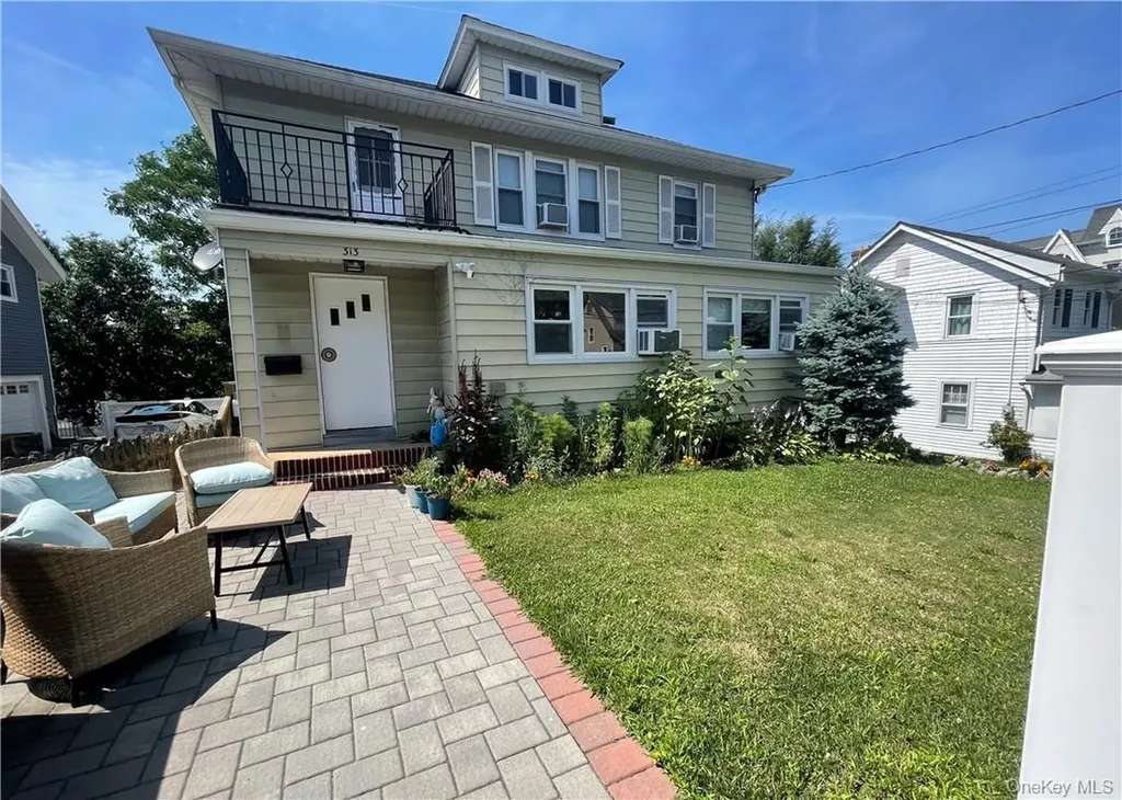 313 Stanley Avenue Mamaroneck NY 10543