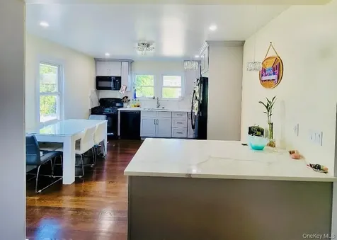 313 Stanley Avenue Mamaroneck NY 10543