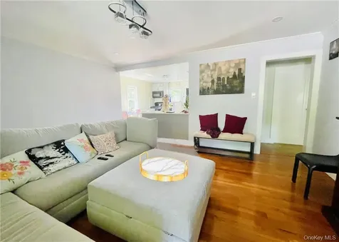 313 Stanley Avenue Mamaroneck NY 10543