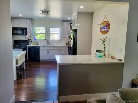 313 Stanley Avenue Mamaroneck NY 10543