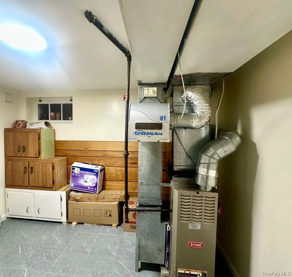 4744 199th Street Flushing NY 11358
