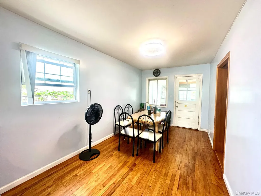 4744 199th Street Flushing NY 11358