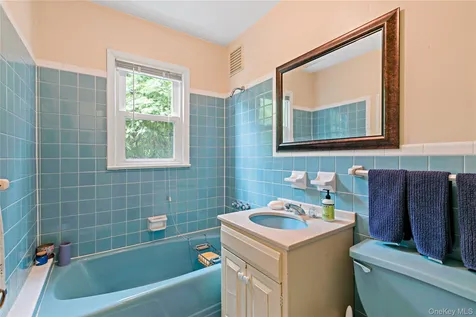 17 Requa Street Briarcliff Manor NY 10510