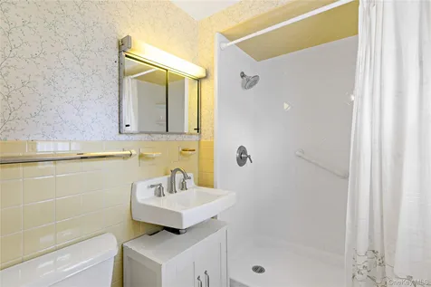 17 Requa Street Briarcliff Manor NY 10510