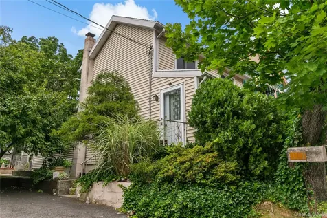 17 Requa Street Briarcliff Manor NY 10510