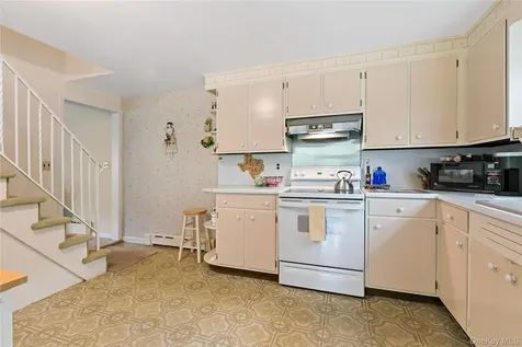 17 Requa Street Briarcliff Manor NY 10510