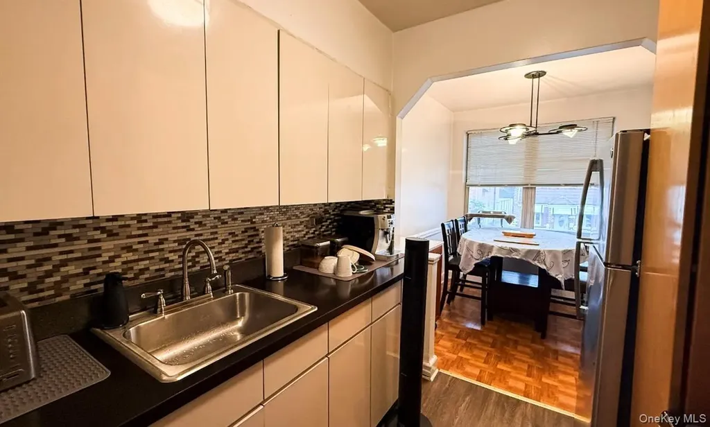 2560 49th Street Astoria NY 11103