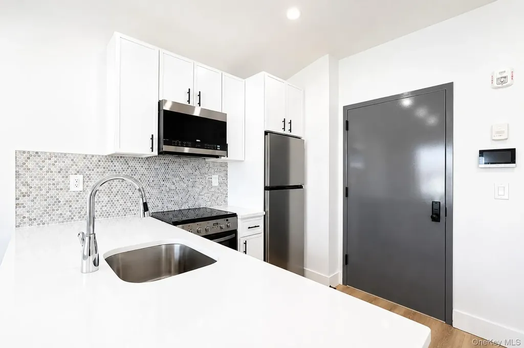 9 Lagrange Avenue Poughkeepsie NY 12603