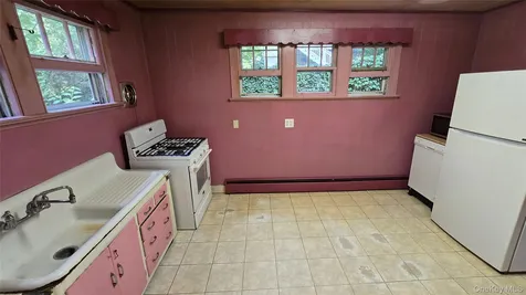 59 Becker Street Lake Peekskill NY 10537
