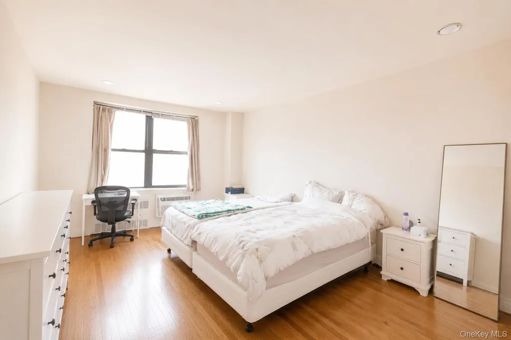 333 Broadway Long Beach NY 11561