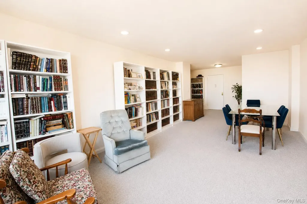 333 Broadway Long Beach NY 11561