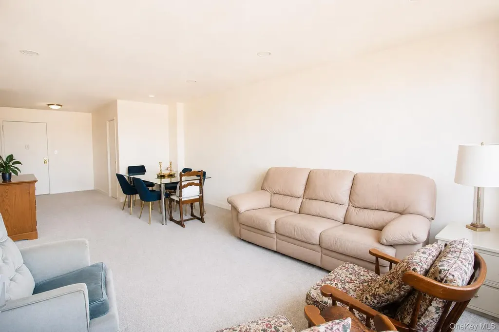 333 Broadway Long Beach NY 11561