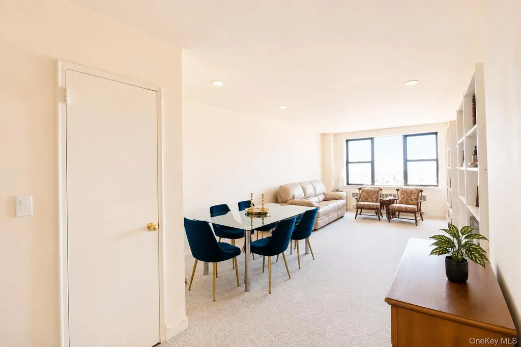 333 Broadway Long Beach NY 11561