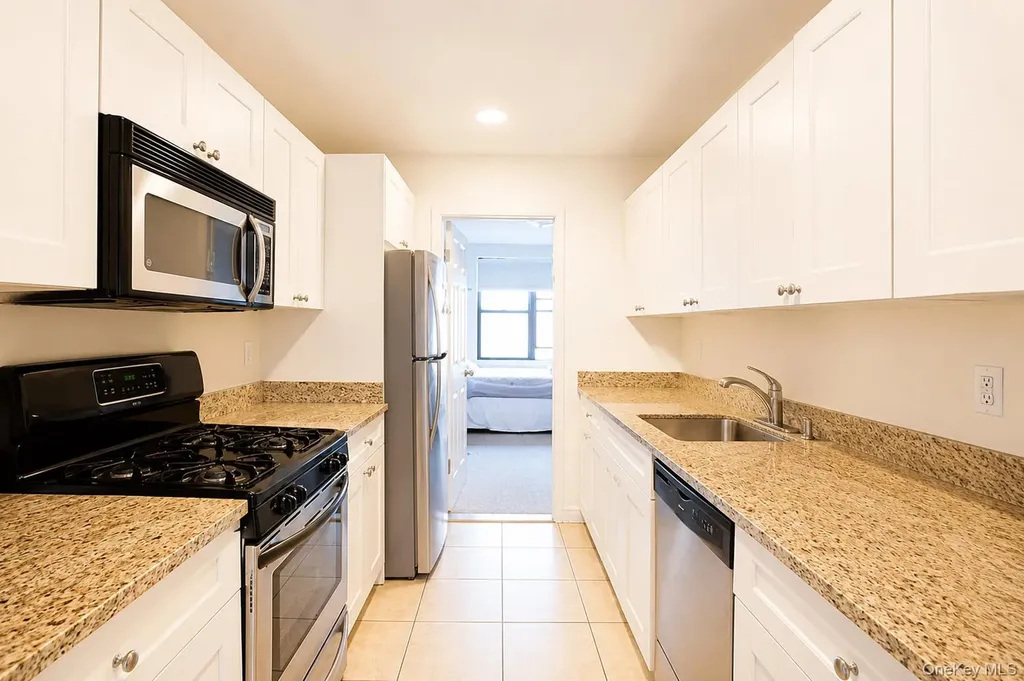 333 Broadway Long Beach NY 11561