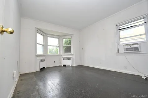 5 Knox Road Eastchester NY 10709
