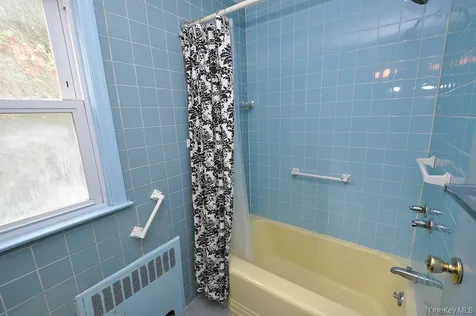 5 Knox Road Eastchester NY 10709