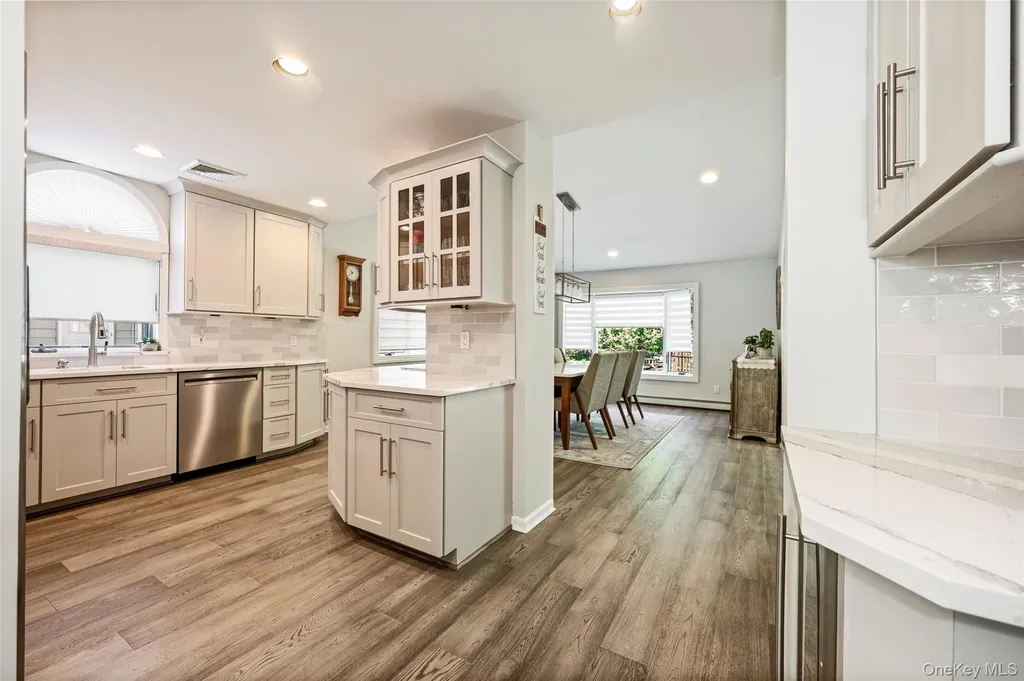 10 Dorset Lane Rockville Centre NY 11570