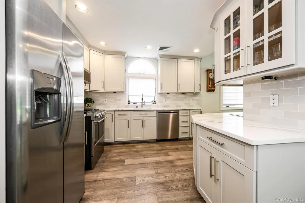 10 Dorset Lane Rockville Centre NY 11570