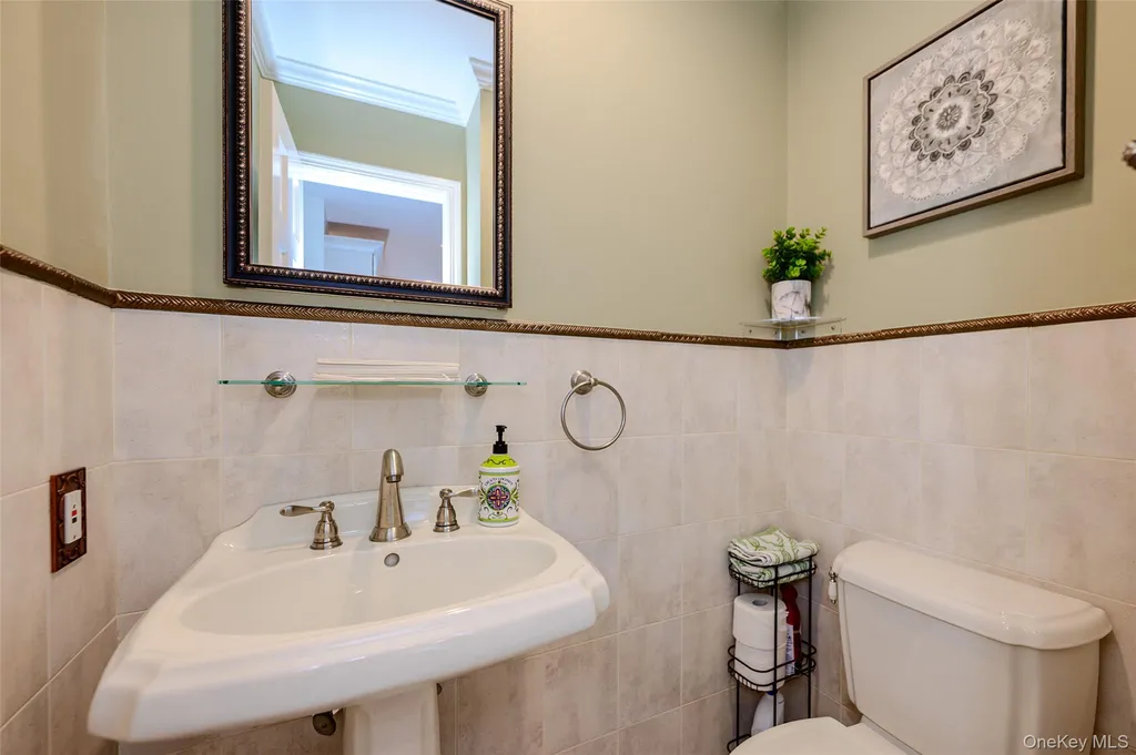 10 Dorset Lane Rockville Centre NY 11570