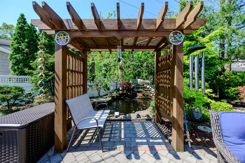 10 Dorset Lane Rockville Centre NY 11570
