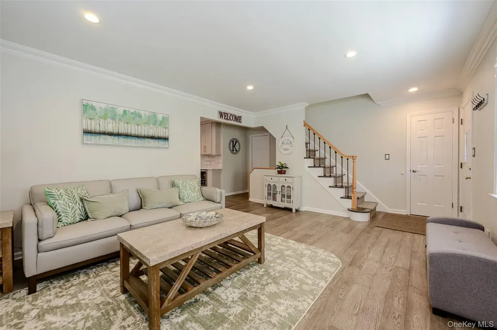 10 Dorset Lane Rockville Centre NY 11570