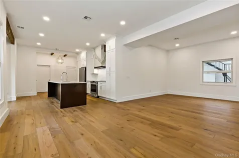 92 S Highland Avenue Ossining NY 10562