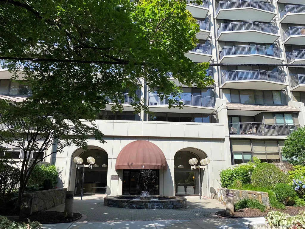 15 Stewart Place White Plains NY 10603