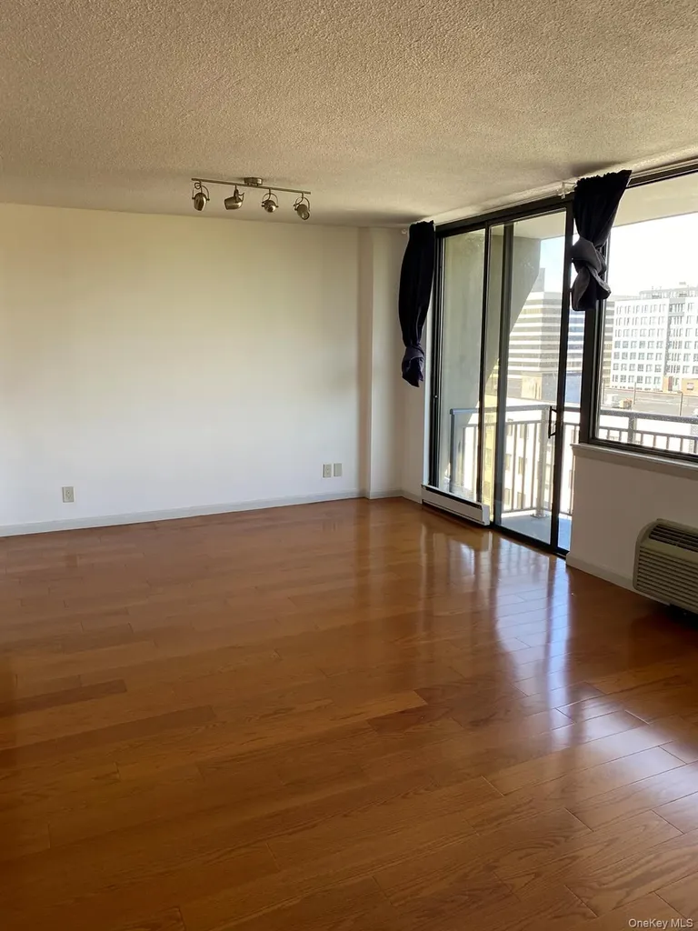15 Stewart Place White Plains NY 10603