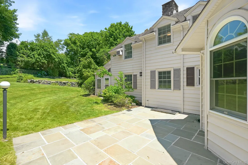1 Sheridan Road Scarsdale NY 10583