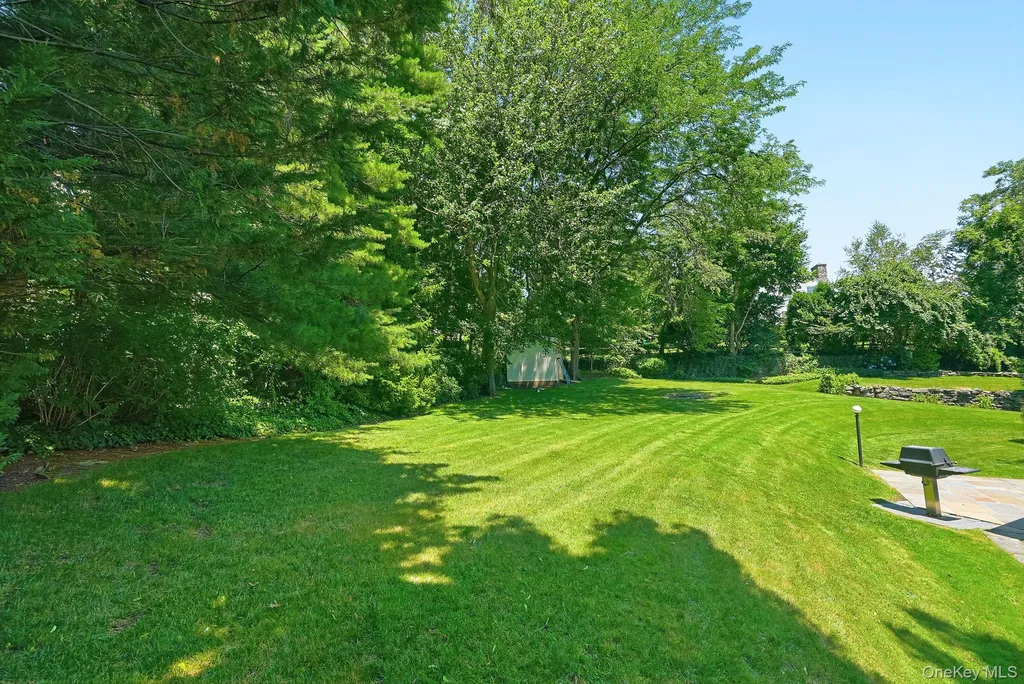1 Sheridan Road Scarsdale NY 10583
