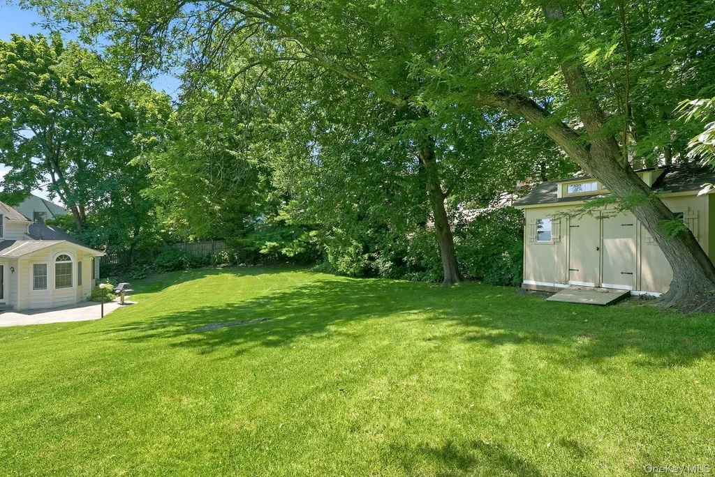 1 Sheridan Road Scarsdale NY 10583