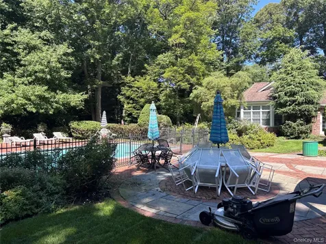 15 Tappentown Lane Brookville NY 11545
