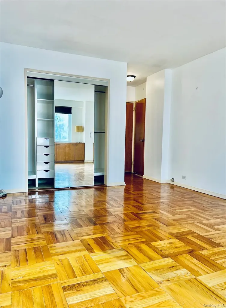 411 E 53rd Street New York (manhattan) NY 10022