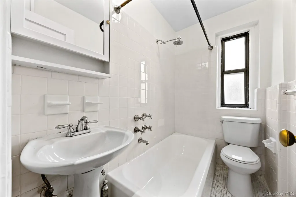 35-35 75th Street Jackson Heights NY 11372