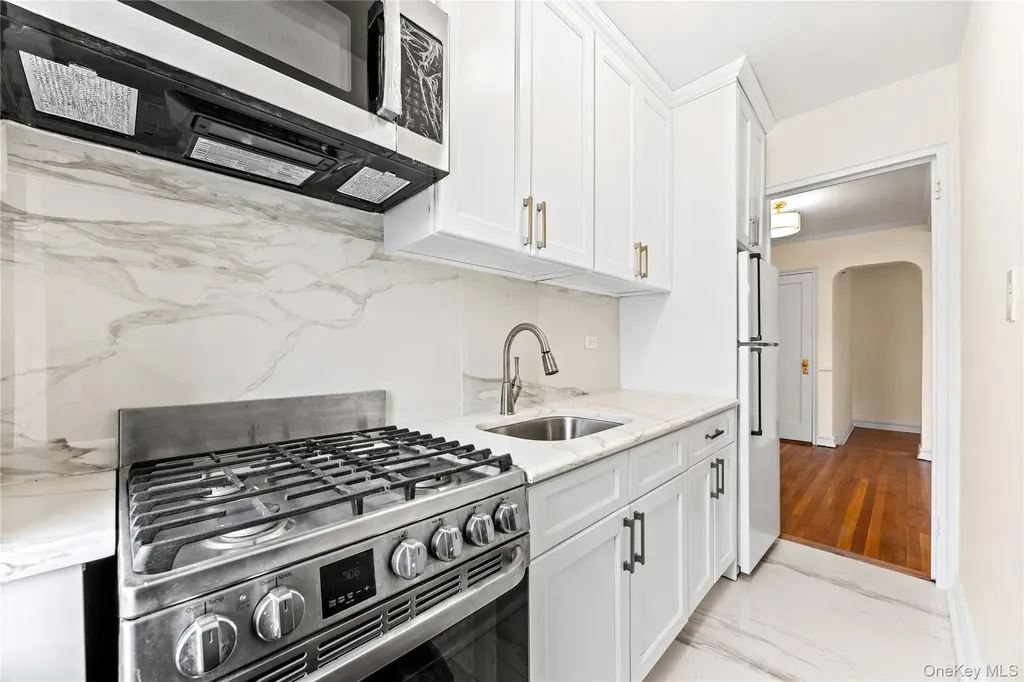 35-35 75th Street Jackson Heights NY 11372