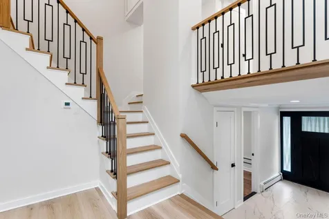 12 E Park Drive Old Bethpage NY 11804