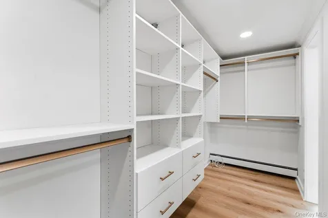 12 E Park Drive Old Bethpage NY 11804