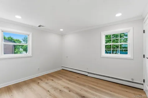 12 E Park Drive Old Bethpage NY 11804