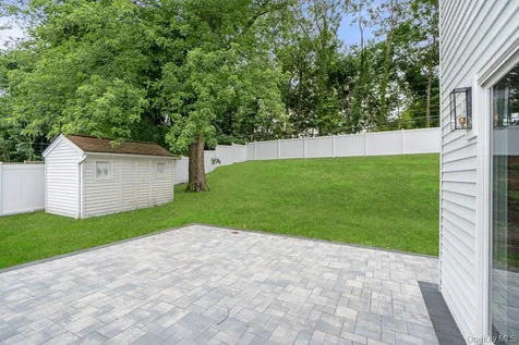 12 E Park Drive Old Bethpage NY 11804