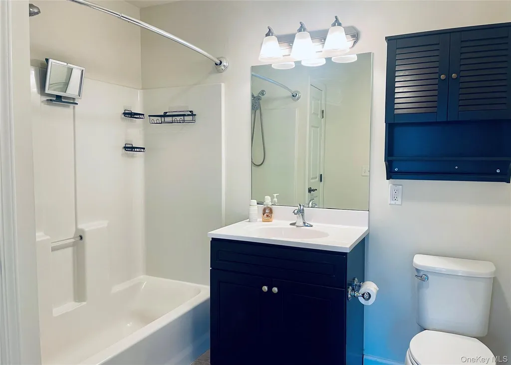 46 Islip Avenue Islip NY 11751