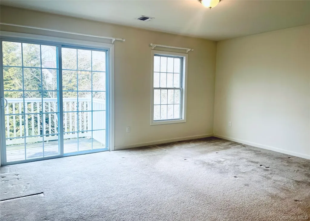 46 Islip Avenue Islip NY 11751