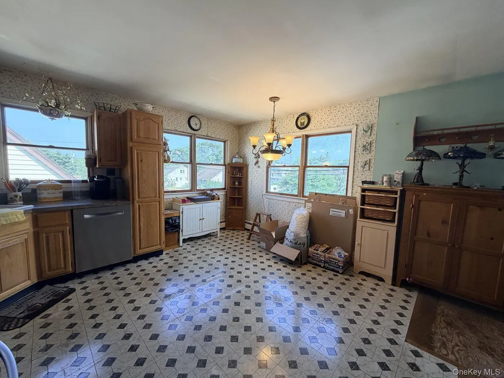 2851 Wilson Avenue Bellmore NY 11710