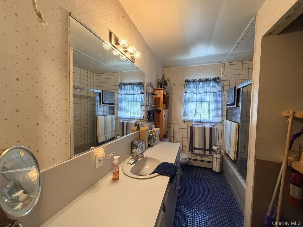 2851 Wilson Avenue Bellmore NY 11710